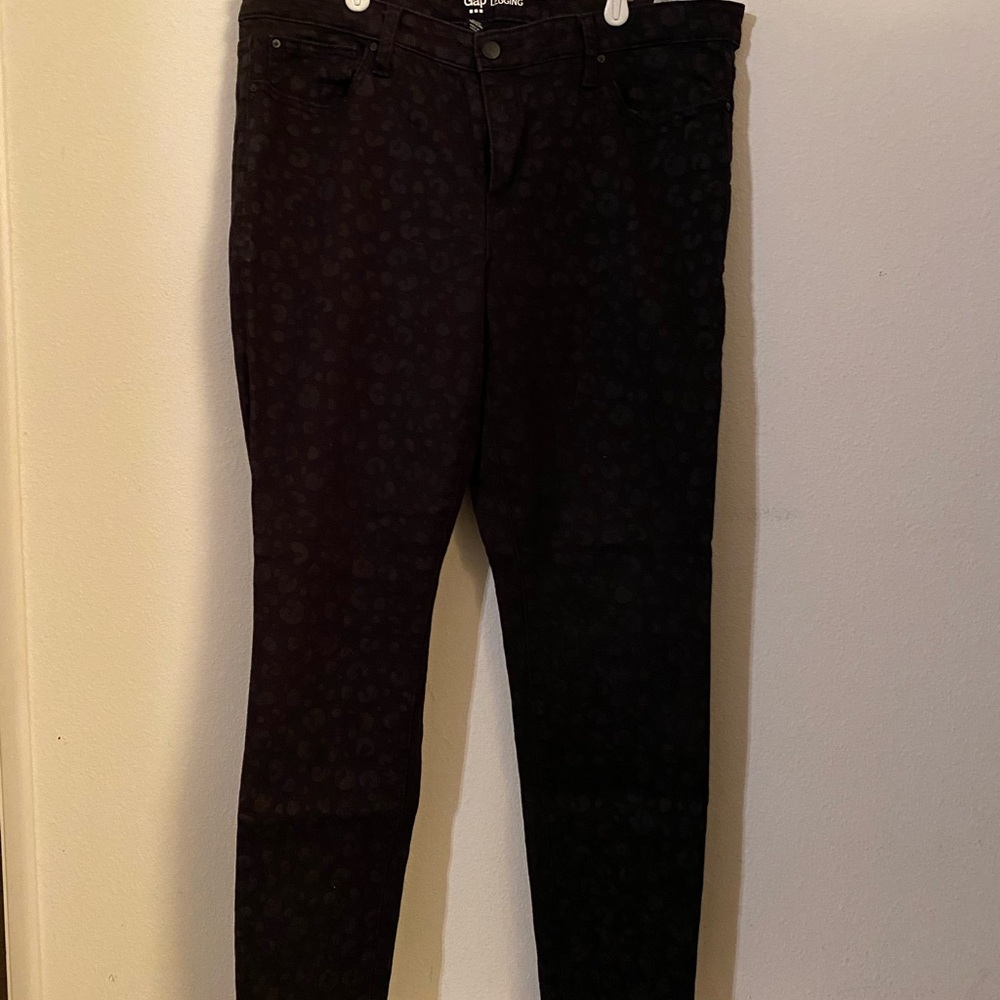 GAP Black Leggings